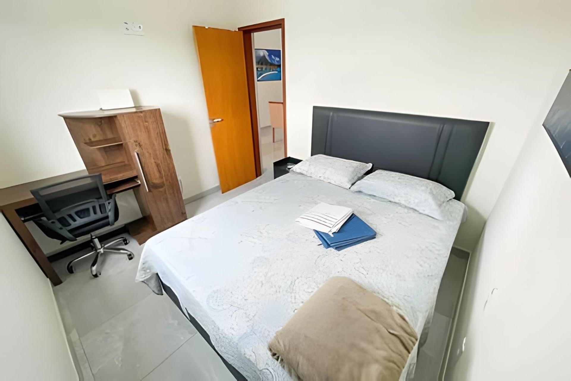 202- Apartamento De 2 Quartos Para Ate 5 Hospedes Patos de Minas Eksteriør bilde